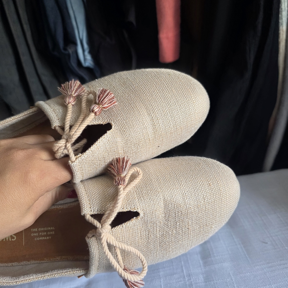 Toms Beige Canvas Loafers - Picture 6 of 7